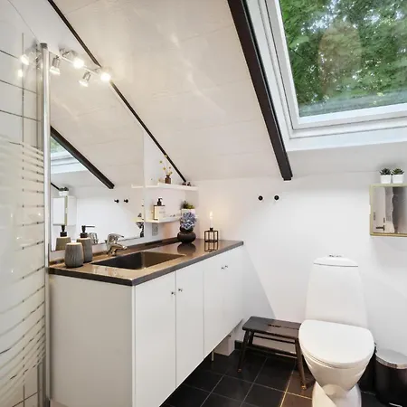 3 Bedroom Cozy In Feriehus