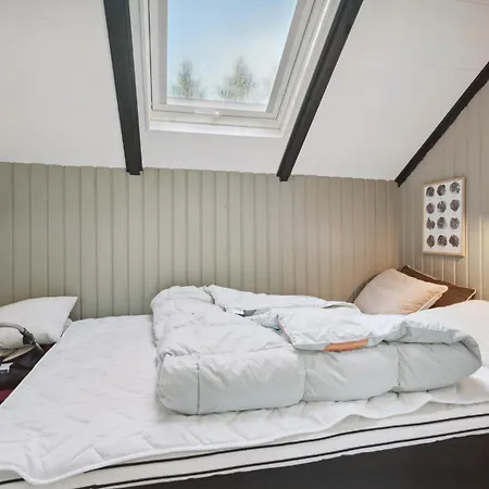 3 Bedroom Cozy In *