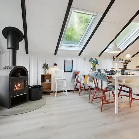 3 Bedroom Cozy In Casa vacanze Toftlund