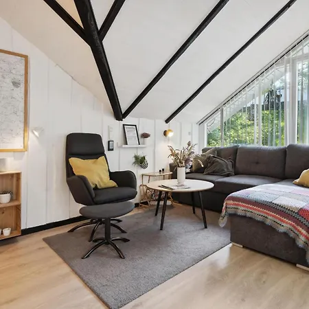 3 Bedroom Cozy In Casa vacanze Toftlund