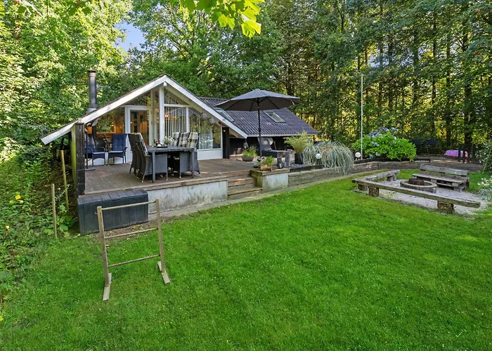 3 Bedroom Cozy In * Toftlund